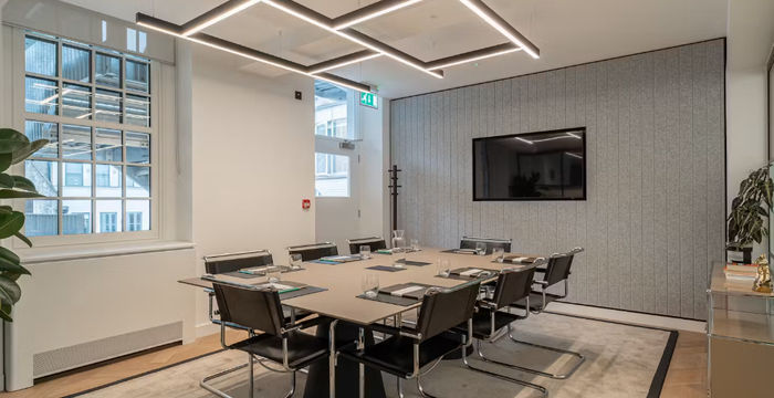 15 Berkeley Street, London - Image 2