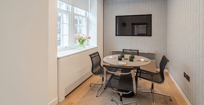 15 Berkeley Street, London - Image 5