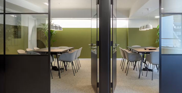 4 Maguire Street, London - Image 5