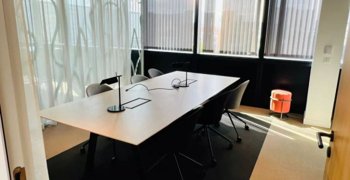 111 Avenue De France, Paris - Image 3
