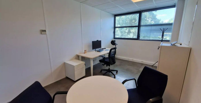 1 Square Benjamin Franklin, Montigny-le-bretonneux - Image 2