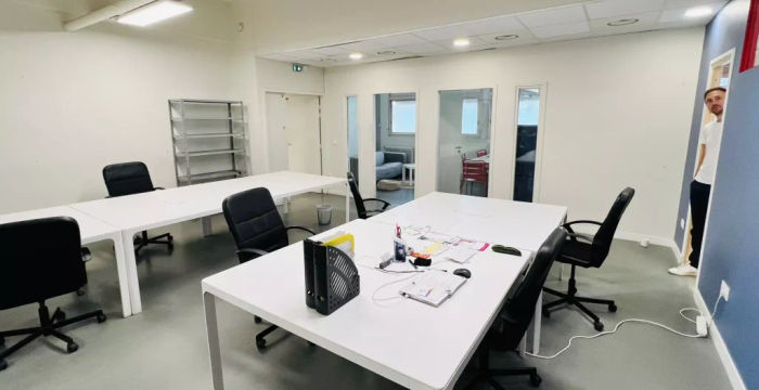 21 Rue Médéric, Clichy - Image 2
