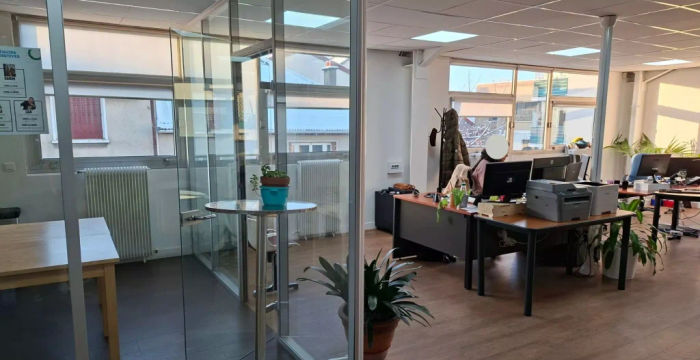 33 Rue De La Révolution, Montreuil - Image 2