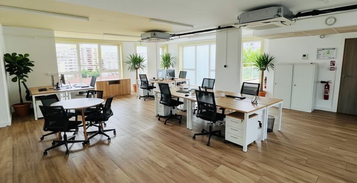 77 Rue Jean Bleuzen, Vanves - Image 5