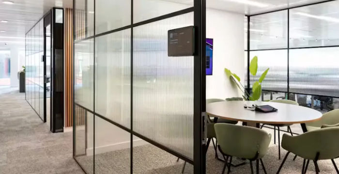 69 Wilson Street, London - Image 2