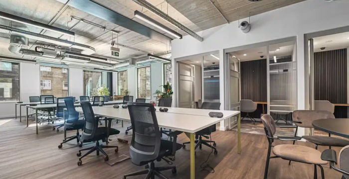 10 White Lion Street, London - Image 3