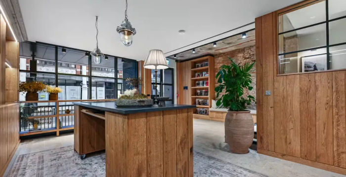 16 Mortimer Street, London - Image 3
