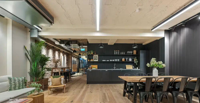 16 Mortimer Street, London - Image 5