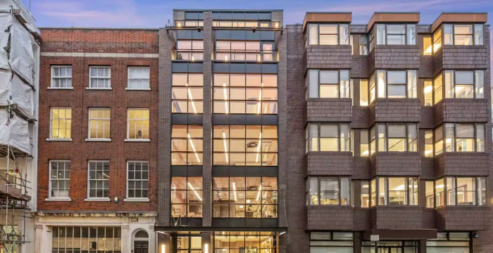 16 Mortimer Street, London - Image 4