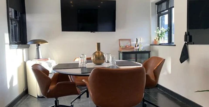 Ste 203 10 Ely Place, Dublin - Image 4