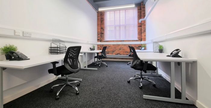 Gipsy Lane, West Midlands - Image 5