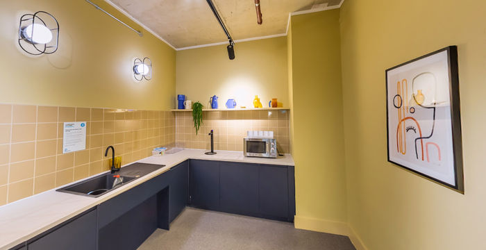 12 Marshgate Lane, London - Image 5