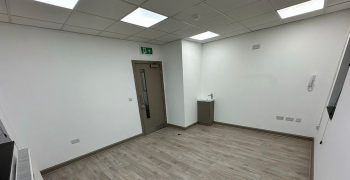 Saint Andrew's Street, West Yorkshire - Image 4