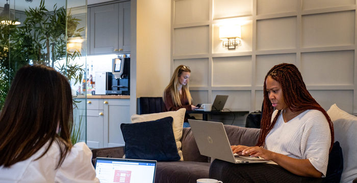 49 Grosvenor Street, London - Image 3