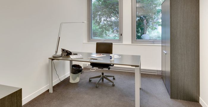 39 Avenue Pierre 1er De Serbie, Paris - Image 2