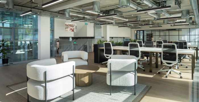42 Gloucester Ave, London - Image 3