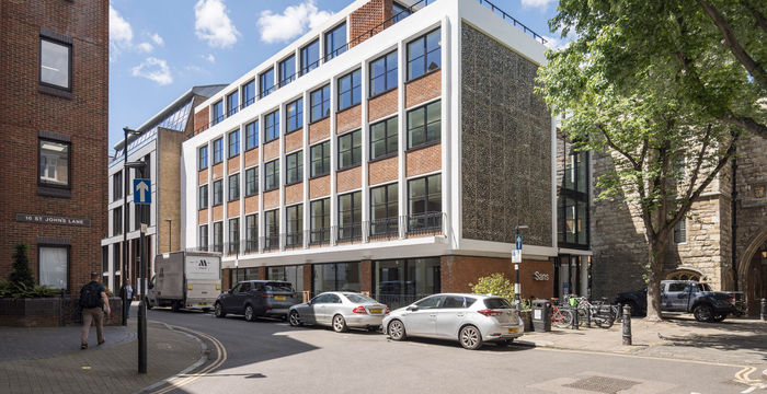 St John's Square Clerkenwell, London - Image 4
