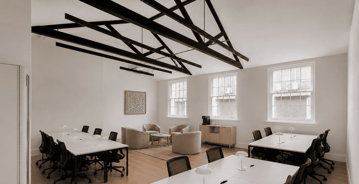 5 Grosvenor Gardens, Greater London - Image 3
