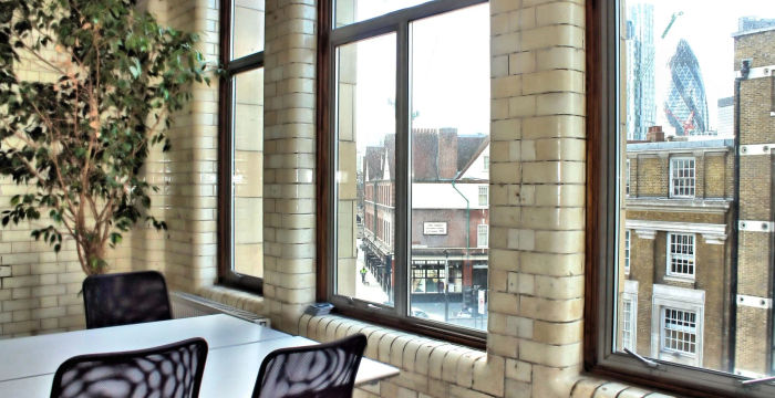 Commercial Street, Shoreditch - Image 2