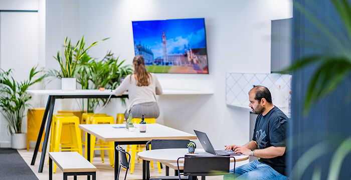 1 Ariel Way, London - Image 4