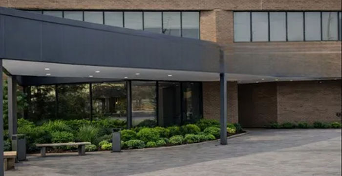 2340 S Arlington Heights Rd, Arlington Heights - Image 2