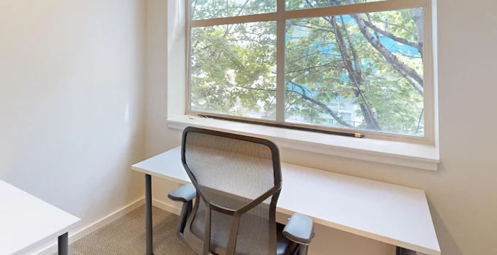 1425 Dexter Avenue N, Seattle - Image 2