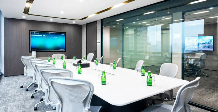 Chongqing Metropolitan Oriental Plaza - Image 4