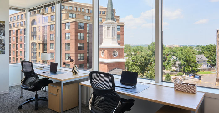 Clarendon Clarendon - Image 3