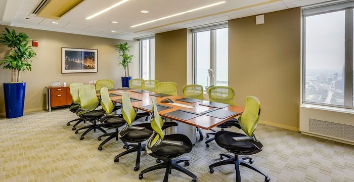 Aon Center - Image 5