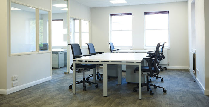 2 Newman Road, Greater London - Image 3