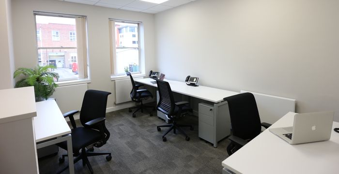 2 Newman Road, Greater London - Image 5