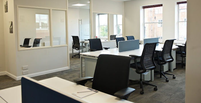 2 Newman Road, Greater London - Image 5