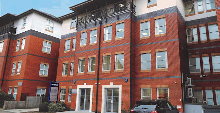 Commercial House - Image 5