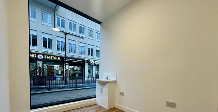 Lord Street, Watford - Image 2