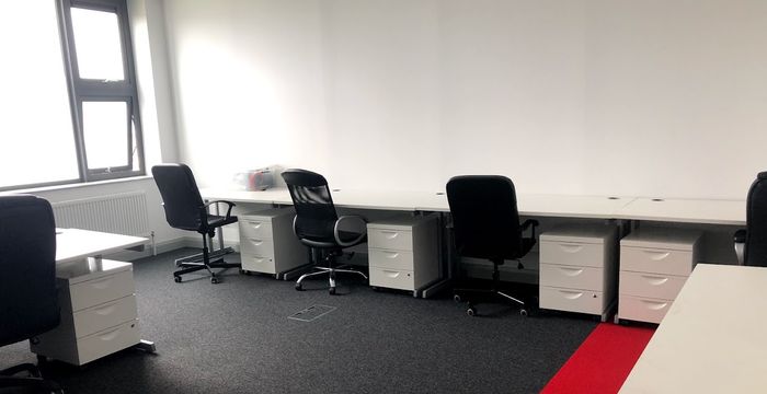 385 Springfield Rd, Belfast - Image 2