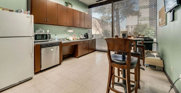 201 E Abram St, Arlington - Image 3