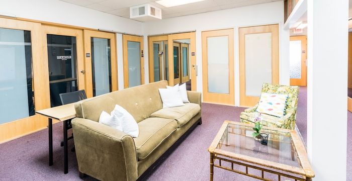 2367 Tacoma Ave S, Tacoma - Image 2