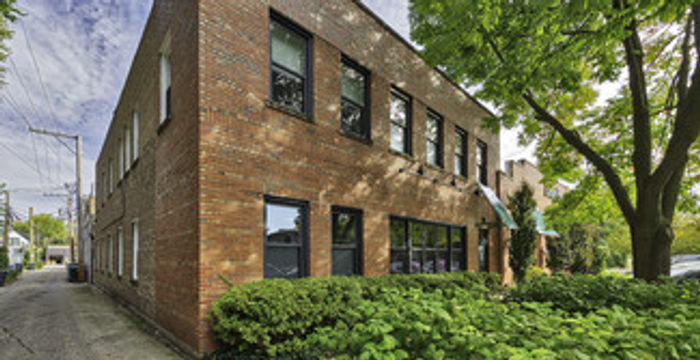 805 Greenwood Street, Evanston - Image 2