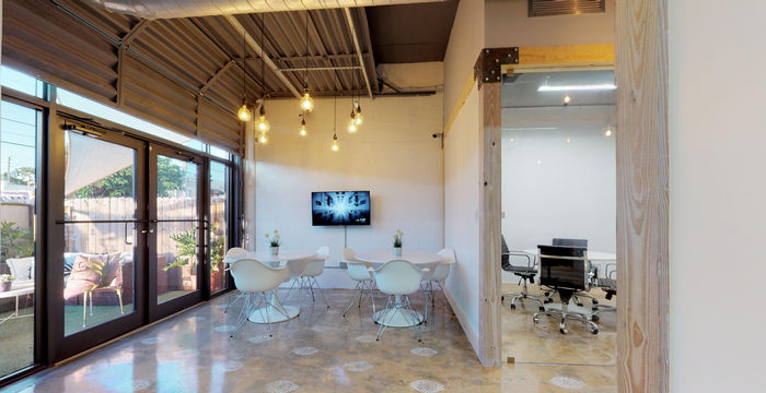 142 Nw 37th St, Miami - Image 2