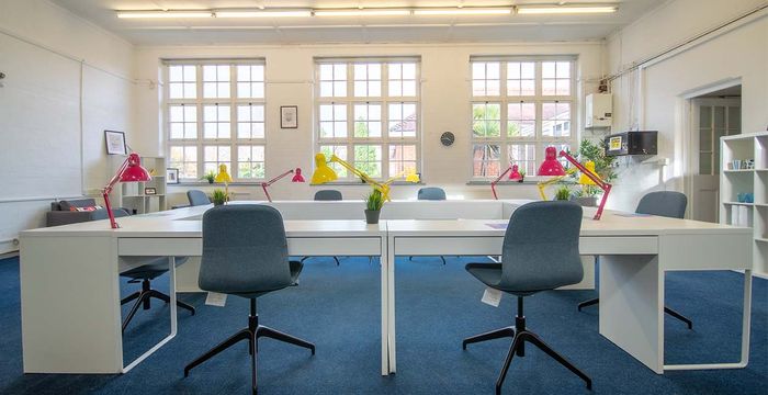 Alexander Road, Hertfordshire - Image 4