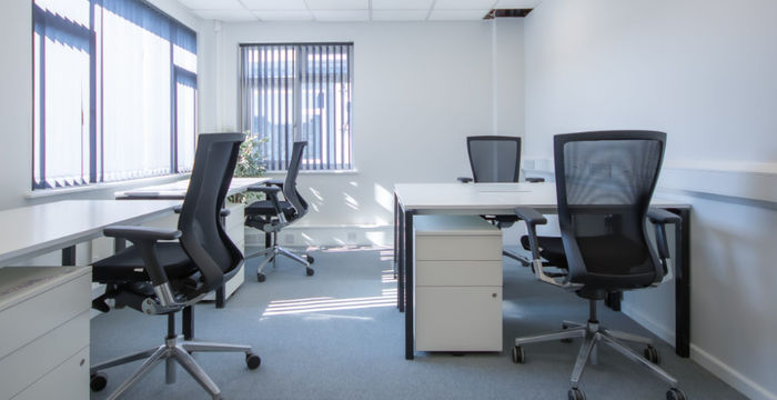 351 Rainham Rd S, Dagenham - Image 3