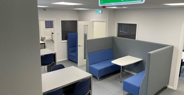 351 Rainham Rd S, Dagenham - Image 4