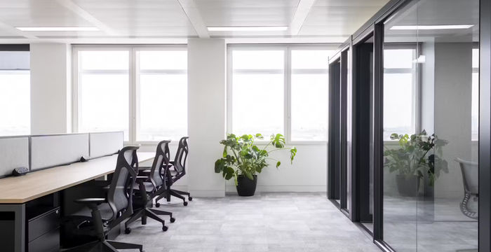 Cavendish Square - Image 4