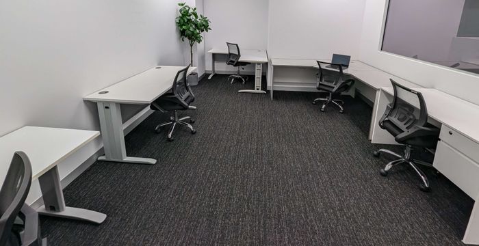 207 Currumburra Road, Ashmore - Image 2