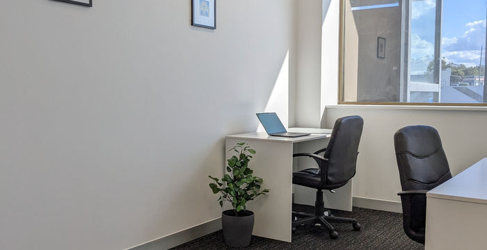 207 Currumburra Road, Ashmore - Image 3