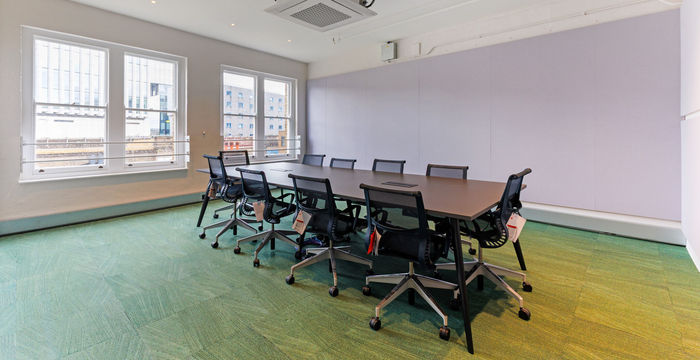Harling House - Image 5