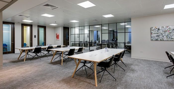 8 St James’s Square, London - Image 3