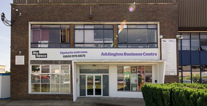 Vulcan Way, Croydon - Image 5