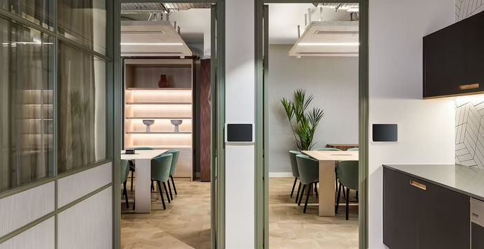 42 Berners Street, London - Image 3