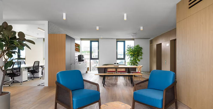 42 Berners Street, London - Image 2